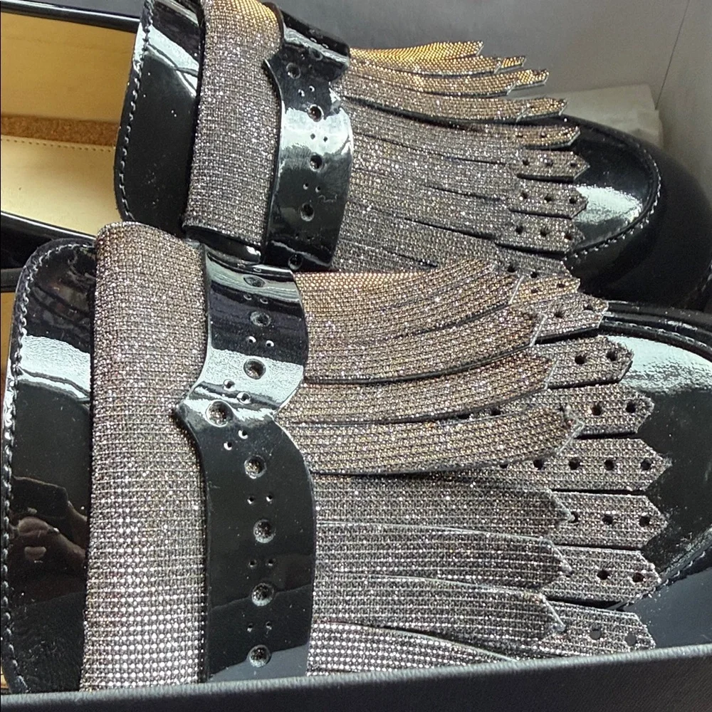 Mr. Pennywise Wedged Black Patent Loafer with Metallic Fringe - Picture 15 of 16